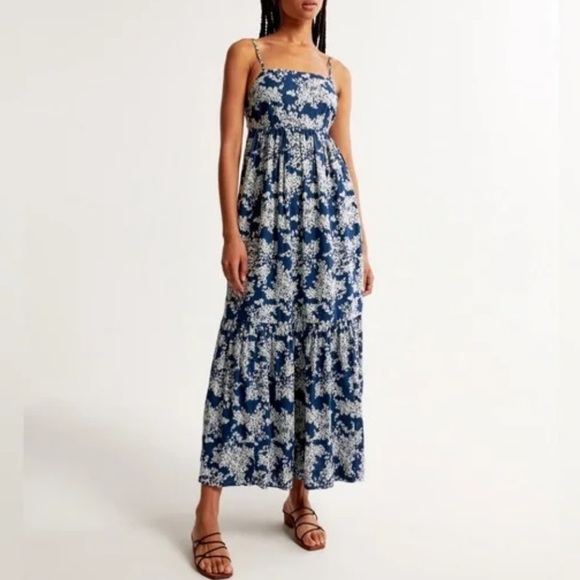Abercrombie & Fitch Dresses & Skirts - Abercrombie & Fitch Floral Blue and White Bow Maxi boho Dress Size LT
